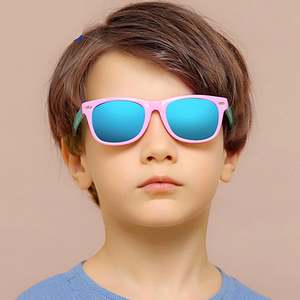 Gafas de Sol Polarizadas para Niños y Niñas con Protección UV400, Modernas y con Logotipo Personalizado al por Mayor - Product Image 1