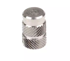 Dado per inserto filettato in acciaio inossidabile con zigrinatura elicoidale - Product Image 1
