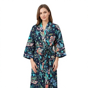Kimono indien fait main 100% coton à imprimé floral, style moderne, vêtement de nuit pour femme avec logo sur le devant, pour l'été et l'automne - Product Image 1