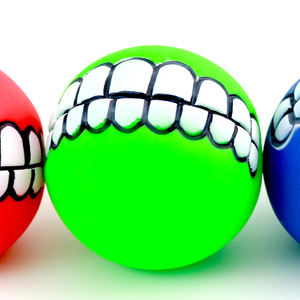 Juguete para Mascotas de Silicona TPR Resistente y Ecológico, Pelota de Hueso con Dientes de 7.5 CM, para Perros, Gatos y Animales Pequeños, Estilo de Dibujos Animados, Empaquetado en Bolsa - Product Image 4