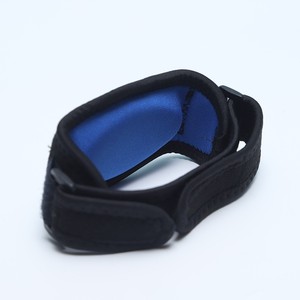 Protections de coude de compression sportives pour hommes – Protection spéciale des articulations pour le <span class=keywords><strong>badminton</strong></span>, le tennis et le fitness - Product Image 5