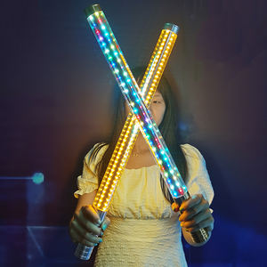 アルミ製充電式フラッシュスティック シャンパンボトルサービス LEDストロボバトン LEDスパークラーライト ワインプレゼンター バー クラブ装飾用 - Product Image 1