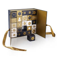 Boîte cadeau de Noël avec revêtement UV, gaufrage, papier kraft recyclable, boîtes rigides pour bijoux, chocolats, cadres photo