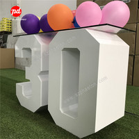 Fournitures pour fête d'anniversaire, base de table en lettres et nombres avec dessus de verre, décorations pour événements et fêtes, dimensions 20x21st