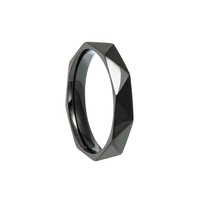 Bague en acier au titane de style européen et américain pour femmes avec visage géométrique transfrontalier en diamant Trendy Ins Niche Cold Stainless Steel
