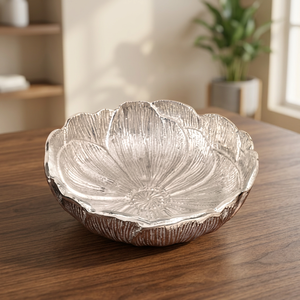 Tazón de Metal con Forma de Flor, Tallado a Mano, Plato Decorativo para Servir, Tono Plateado - Product Image 5