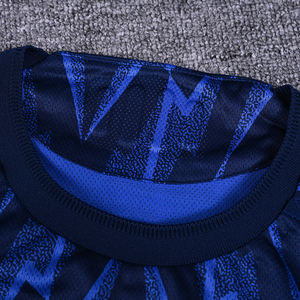 Nom et numéro personnalisés 2025 <span class=keywords><strong>maillot</strong></span> de football domicile/extérieur 100% Polyester séchage rapide col en V joueur équipe Football Fans édition T-shirt - Product Image 6