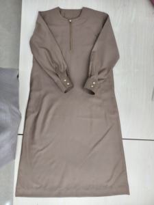 Mode hommes <span class=keywords><strong>arabe</strong></span> caftan broderie émirat omanais Robe Durable élégant Vintage Style Thobe pour les musulmans doux vêtements d'été - Product Image 2