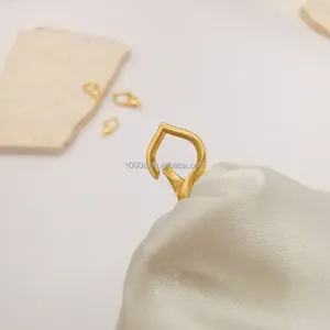Fornitore all'ingrosso 18K oro reale AU750 forma unica di aragosta chiusura per collana bracciale