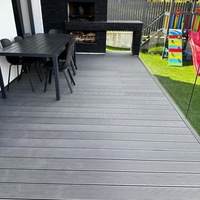 Revêtement de terrasse en composite bois-plastique (WPC) durable, ignifuge et écologique, fournisseur chinois de qualité supérieure pour la construction