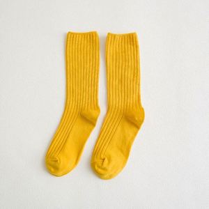 Chaussettes décontractées en polyester tissé pour femmes K40 à rayures respirantes pour l'automne - Écologiques 14 couleurs Toutes saisons - Product Image 4