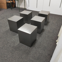 Table d'appoint carrée moderne en acier inoxydable, table de chevet minimaliste, table basse de balcon pour salon et bureau