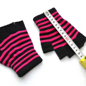 Öğrenciler için ücretsiz boyut kış örgü çizgili parmaksız eldiven bisiklet açık rahat kayak ve dokunmatik ekran eldiveni kullanım satış! - Product Image 3