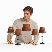 Lampe de table en rotin avec charge sans fil, variateur tactile, rechargeable, abat-jour tressé LED, lampe de chevet pour la décoration de chambre d'hôtel
