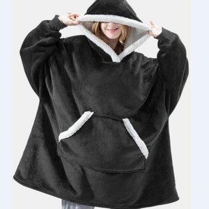 Pyjama à capuche, couverture TV chaude, sweat à capuche et chemise de nuit résistante au froid