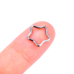 Brincos de piercing de nariz e orelha, joia de titânio em formato de estrela, joia de nariz com aro articulado, joia para o corpo feminino, moda da moda - Product Image 3