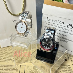 Estuche de exhibición de relojes acrílico transparente con logotipo personalizable, expositor de relojes de mostrador, caja de exhibición de relojes de marca - Product Image 1