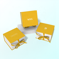 Boîte à bijoux parfumée personnalisée, boîte magnétique blanche avec ruban à nœud pour les rendez-vous, boîte cadeau pliable, boîte en carton magnétique