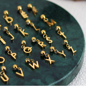 26 Colgantes de Letras Iniciales de Acero Inoxidable con Baño de Oro de 18K, Clásicos, Tipo Cadena, de Moda, Unisex, Accesorios con Dijes de <span class=keywords><strong>D</strong></span>ígitos - Product Image 2