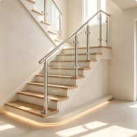 Montant de balustrade en acier inoxydable durable pour l'installation d'escaliers intérieurs de villas et les projets immobiliers résidentiels
