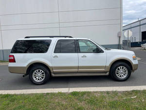 รถยนต์มือสองขายส่ง ปี 2013 EL 4x4 XLT 4 ประตู SUV พวงมาลัยซ้าย เบาะหนัง กล้องมองหลัง ไฟหน้า LED หลังคาซันรูฟ - Product Image 5