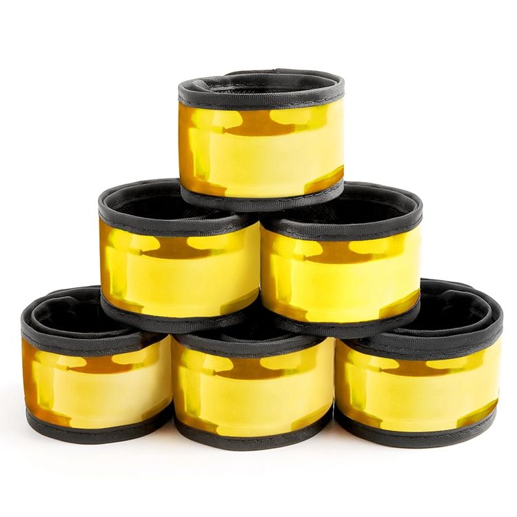 สีเหลือง