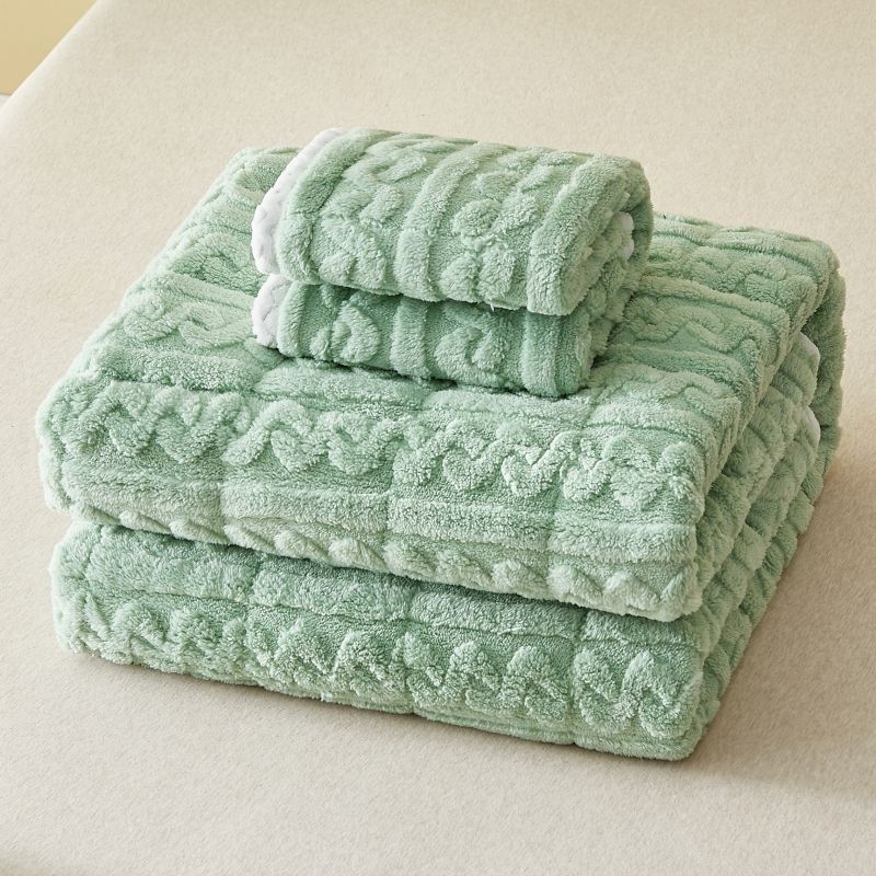 สีเขียวอ่อน