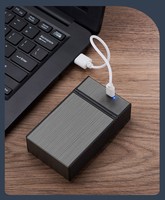 Vente en gros étui à cigarettes électronique personnalisé étanche en or avec briquet usb portable USB métal plastique lueur cool dans le noir