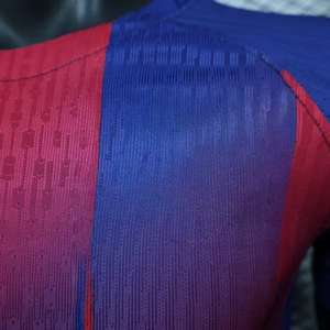 Camisetas de Fútbol Personalizadas al por Mayor para Hombre, 100% Poliéster, Cuello Redondo, Personalización de Números de Equipo y Nombre del Jugador, Alta Calidad - Product Image 2