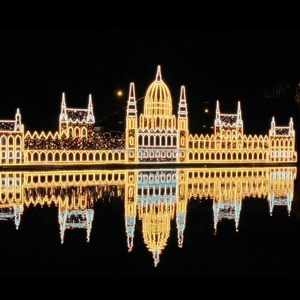 Lumière LED <span class=keywords><strong>de</strong></span> qualité commerciale à motif château, décoration extérieure étanche pour parcs à thème, festivals et événements magiques - Product Image 4
