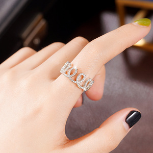 Anello con Design a Corona Curva per Dito Indice da Donna - Product Image 2