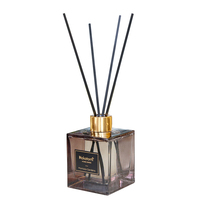 Offre Spéciale multi parfum 100ml 200ml bouteille en verre noir clair aromathérapie bâton désodorisant diffuseur de roseau