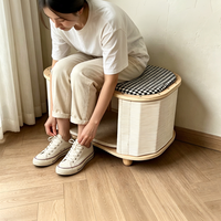 Maison pour chat moderne multifonctionnelle en bois massif courbé avec tapis en rotin rafraîchissant, lit-caverne pour chat d'intérieur toutes saisons