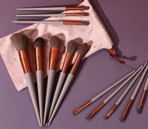 Juego de Brochas de Maquillaje de Lujo al por Mayor 2025 con Logotipo, 13 Piezas, Brochas de Maquillaje Profesionales Suaves de Calidad, Proveedor - Product Image 2