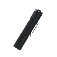 Lampe torche tactique LED industrielle portable en gros 1200LM 310M IP67 étanche à focalisation réglable 2600mAh rechargeable personnalisable