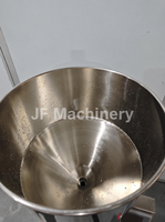 Machine de remplissage à pompe à engrenages PLC à commande numérique pour la production de boissons en verre, d'eau pure, d'huile, de détergent et de savon liquide