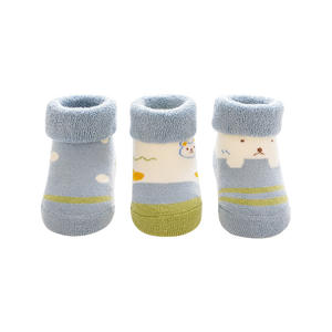 Chaussettes pour bébé en coton éponge doublées de polaire épaissies, lot de 3 paires, chaudes pour l'automne et l'hiver, collection Octobre Crystal - Product Image 5