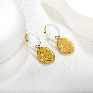 Pendientes de Aro con Diseño de Telaraña Ovalada Irregular, Aleación de Zinc, Joyería para Fiesta de Halloween, Pendientes de Moda para Mujer - Product Image 3