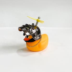 Adorno de Pato de Goma Amarillo Miniatura con Logotipo Personalizado, Adorno de Pato para Coche, Accesorios para Bicicleta con Hélice y <span class=keywords><strong>Casco</strong></span> - Product Image 5