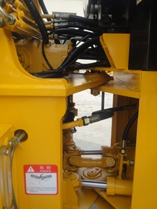 Chargeuse-pelleteuse Shandong Weimeng SEM SM388H 4CX, même modèle pour les marchés russes, avec godet 4-en-1 - Product Image 5
