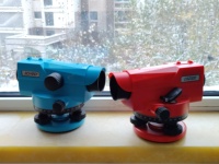 Vente en gros Offre Spéciale niveau automatique optique Instruments de mesure d'arpentage DSZ34X niveau automatique