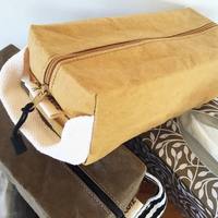 Tas Kosmetik Resleting Fashion Ramah Lingkungan Kapasitas Besar Kertas Kraft Tahan Air Pegangan Lembut Praktis untuk Earphone dan Kabel Data