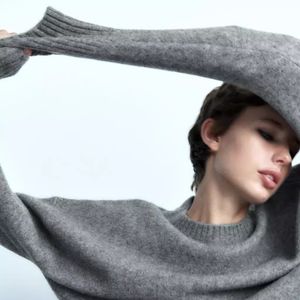 Cardigan et sweats à capuche en maille courte pour <span class=keywords><strong>femme</strong></span> avec logo personnalisé 2021, hauts en <span class=keywords><strong>cachemire</strong></span> imprimés sur mesure, pulls d'hiver avec logo frontal - Product Image 3