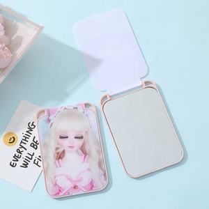 Espejo de Bolsillo Plegable con Diseño de <span class=keywords><strong>Muñeca</strong></span> Adorable, Espejo Compacto Lenticular, Espejo Cosmético Portátil de Plástico para Niñas, Venta al Por Mayor - Product Image 6