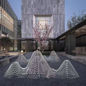 Escultura Abstracta Personalizada de Acero Inoxidable con Forma de Montaña, Rebanadas Tubulares Huecas, Adorno de Roca Artificial para Jardín Exterior con Agua - Product Image 1