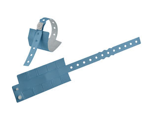 Logotipo personalizado Festival Evento impermeable desechable vinilo plástico PVC pulsera con pestañas - Product Image 1