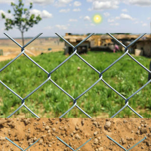 Rouleau de Clôture en Diamant Galvanisé 100ft 8ft 8 Foot 6 Foot Cyclone Wire <span class=keywords><strong>Mesh</strong></span> Pvc Black Vinyl Coated Chain Link Fence Roll - Product Image 1