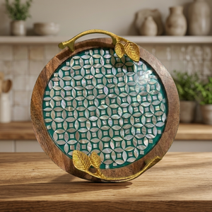 Assiette de service artisanale en bois d'acacia moderne avec motif géométrique et incrustation de nacre, poignée dorée, ShaizDigital Home Decor - Product Image 2