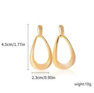 <span class=keywords><strong>Orecchini</strong></span> a Perno Personalizzati in <span class=keywords><strong>Acciaio</strong></span> Inox, Design Geometrico Ellittico Traforato a Goccia d'Acqua in Oro 18k, Gioielli Raffinati per Ragazze - Product Image 3