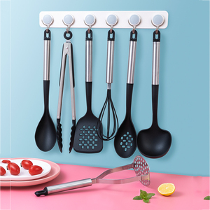 Nylon matière <span class=keywords><strong>plastique</strong></span> résistant à la chaleur ustensiles de <span class=keywords><strong>cuisine</strong></span> gadgets accessoires outils ensemble louche tourneur écumoire purée <span class=keywords><strong>fouet</strong></span> - Product Image 4